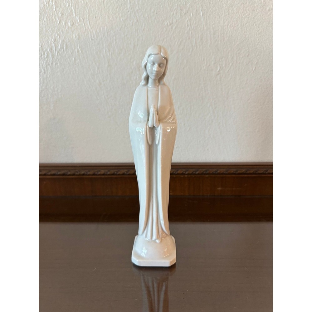 9.5'' Praying Virgin Mary Ceramic Figurine
